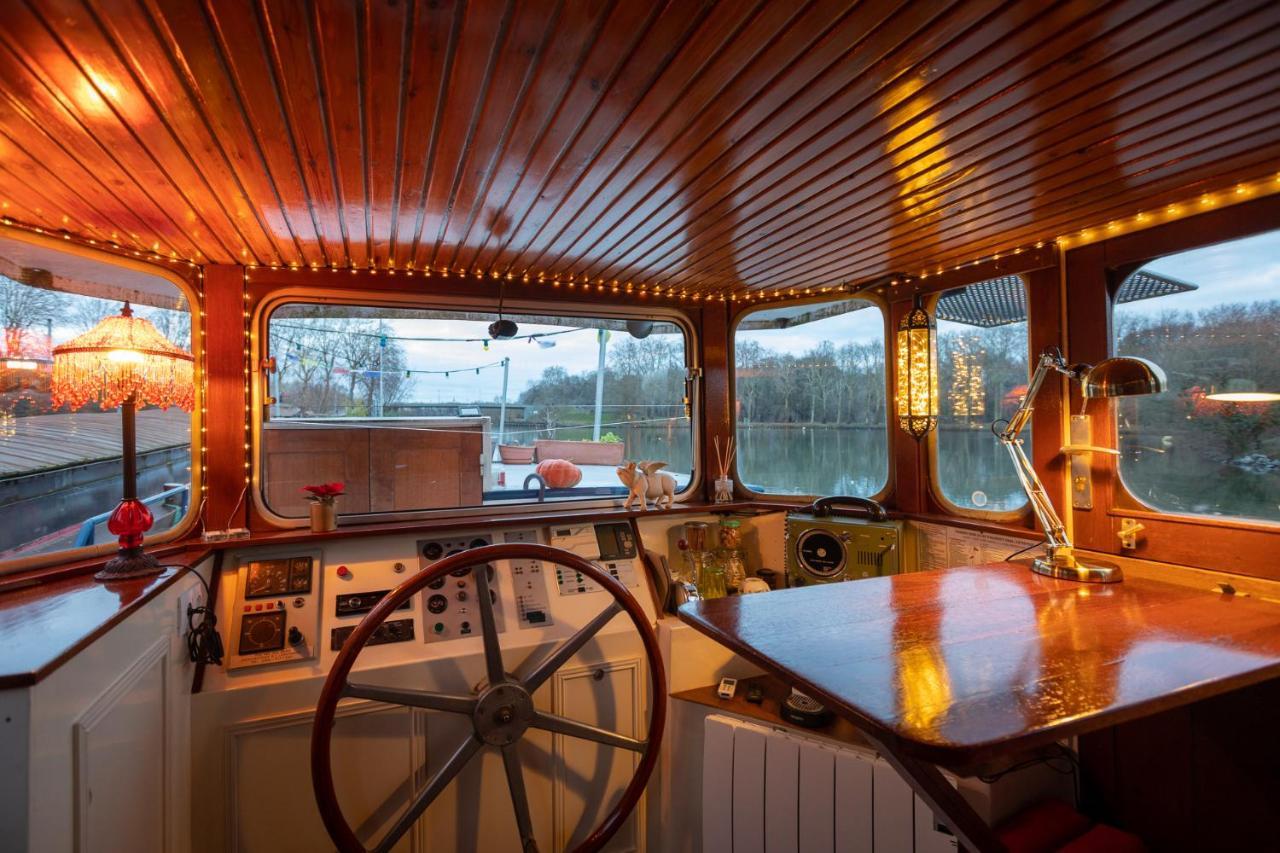 Bed and breakfast Bateau péniche au coeur de Lille Extérieur photo